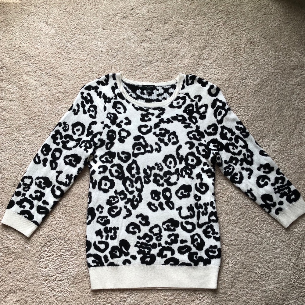 Ann Taylor sweater size XS